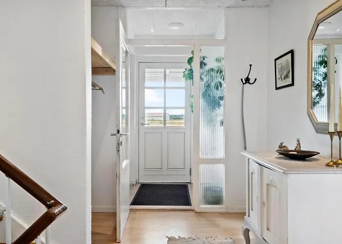 Semesterbostad Stunning In Harboore With Wifi